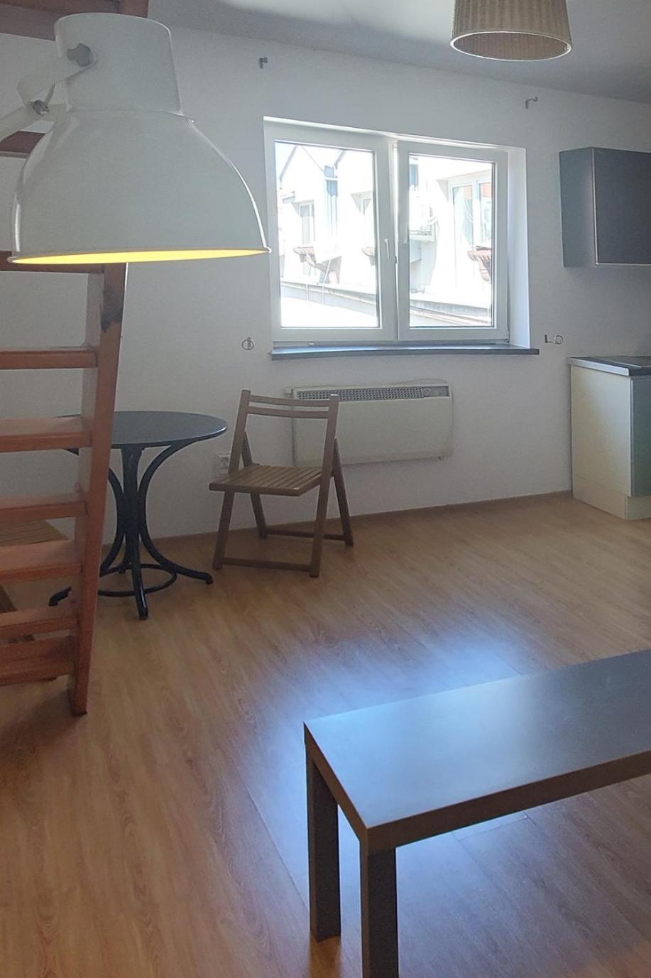 Take A Rest In The Center Of Krakow, Zyblikiewicza Apartment *